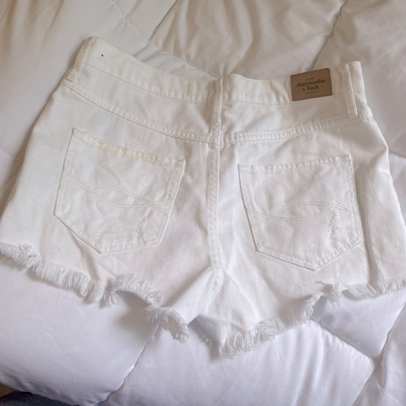 Abercrombie & Fitch Shorts - Picture 2 of 4